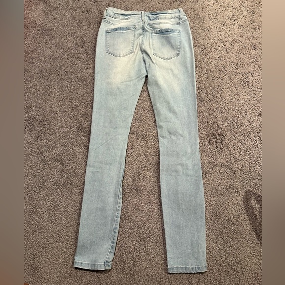 Light Wash Ripped Jeans - Picture 4 of 5